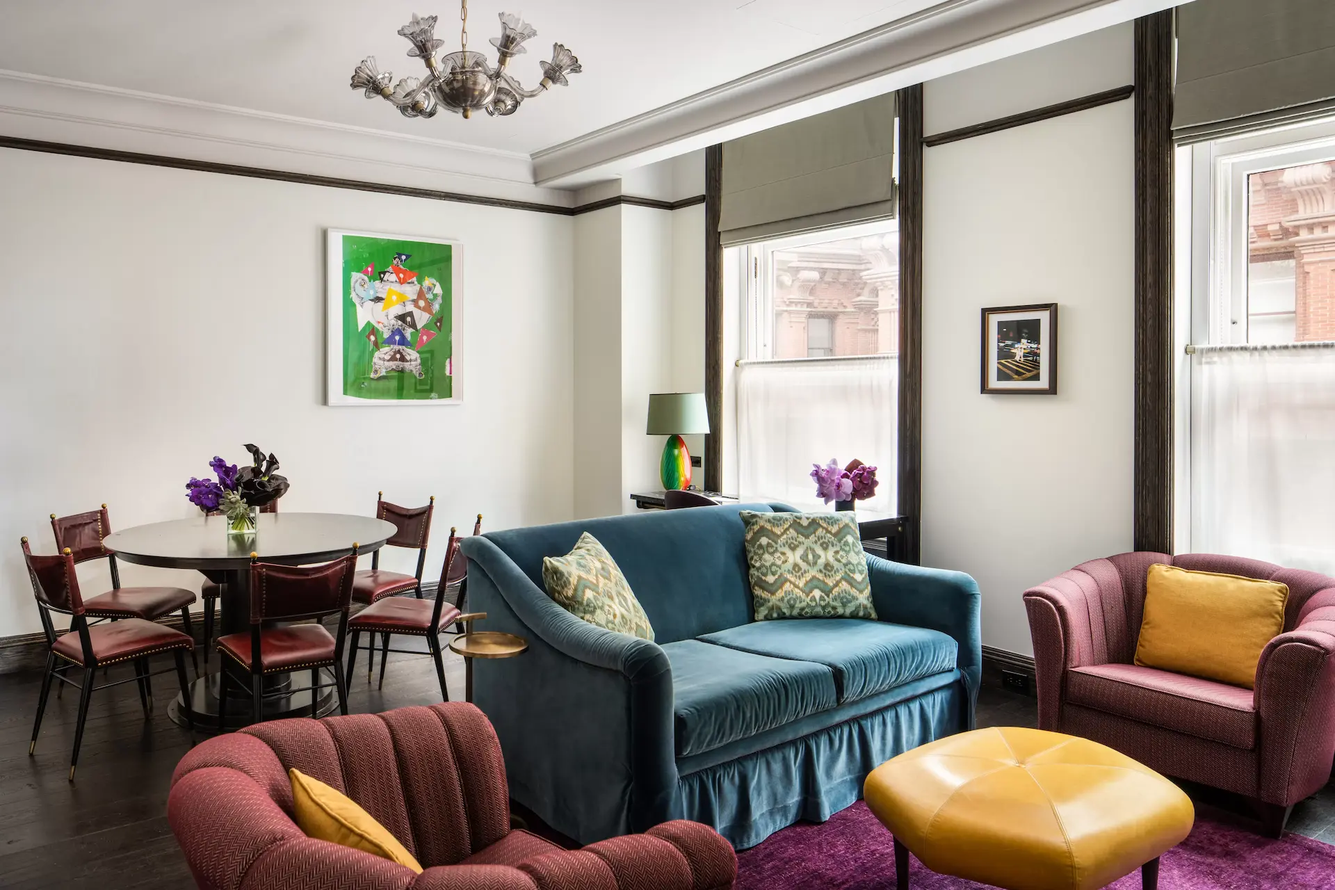 Deluxe Corner Suite Living Room